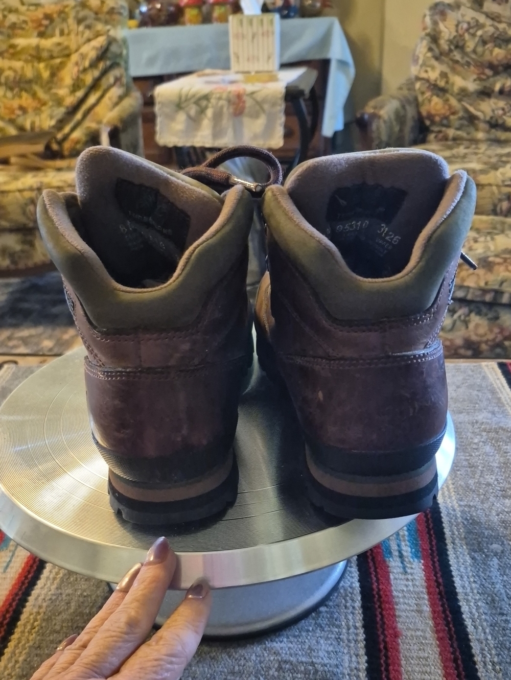 Timberland's Euro Hiker boots. Metal Hardware. Womens Sz.8M. brown Leather (#) - Picture 4 of 13